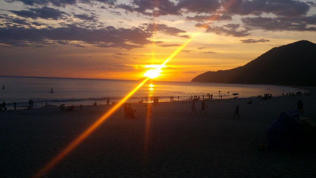Maresias - Frente P/ Praia - Cond. Fechado - Piscina Aquecida!!!Wi Fi Exclusiva 圣塞巴斯蒂安 外观 照片